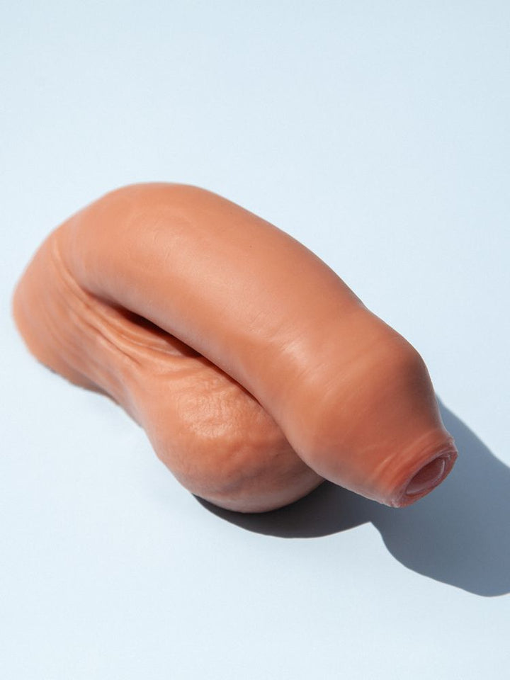 Pierre- Silicone Packer Uncut