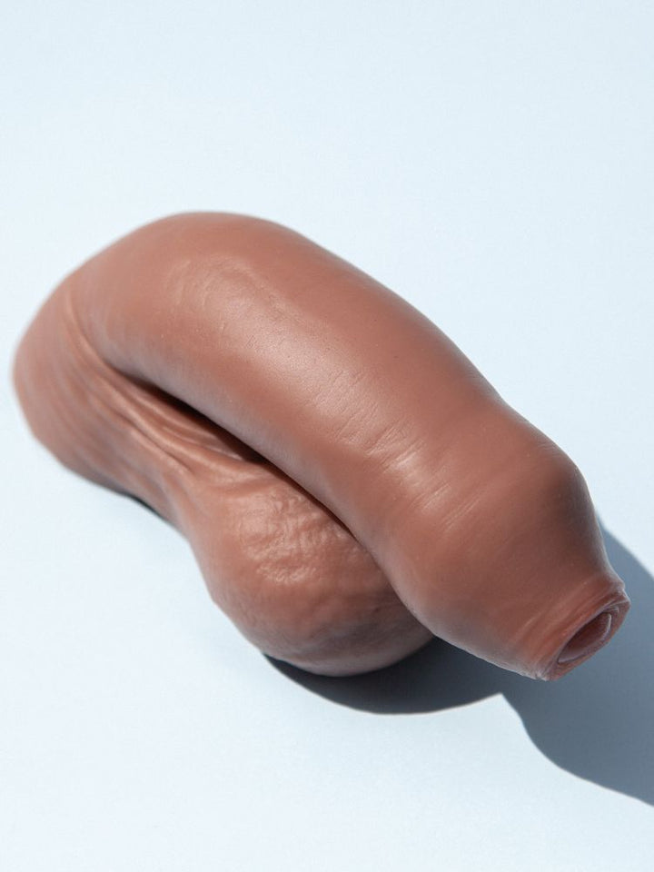 Pierre- Silicone Packer Uncut